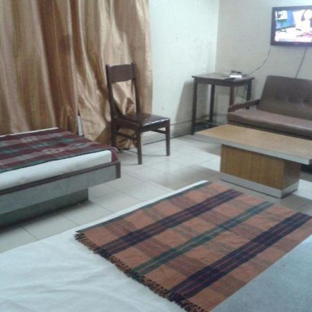 Hotel Sant Plaza Indore Eksteriør billede